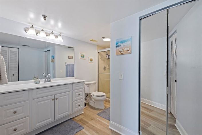 Image No.18-2 Bed Property for sale