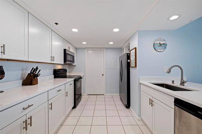 Image No.7-2 Bed Property for sale