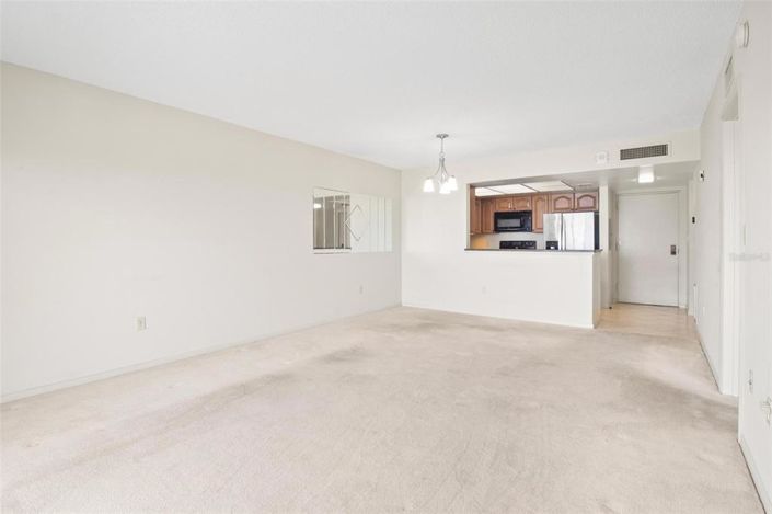 Image No.6-1 Bed Property for sale