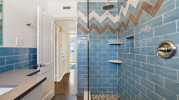 Image No.14-2 Bed Property for sale