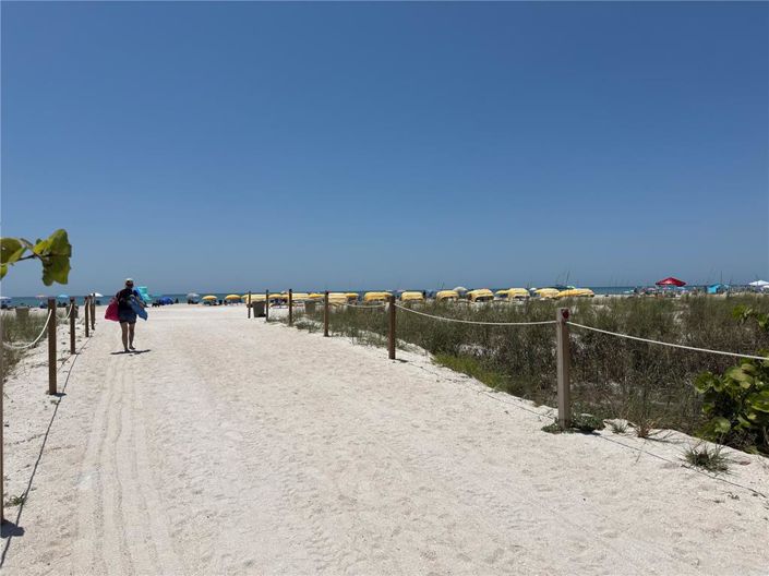 Image No.5-2 Bed Property for sale