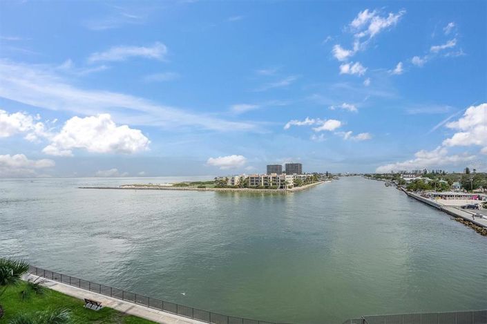 Image No.22-2 Bed Property for sale