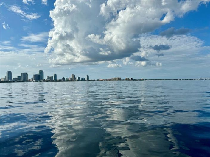 Image No.32-2 Bed Property for sale