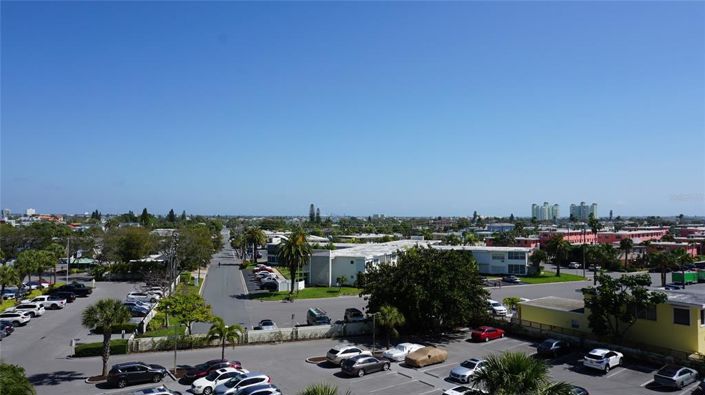 Image No.41-2 Bed Property for sale