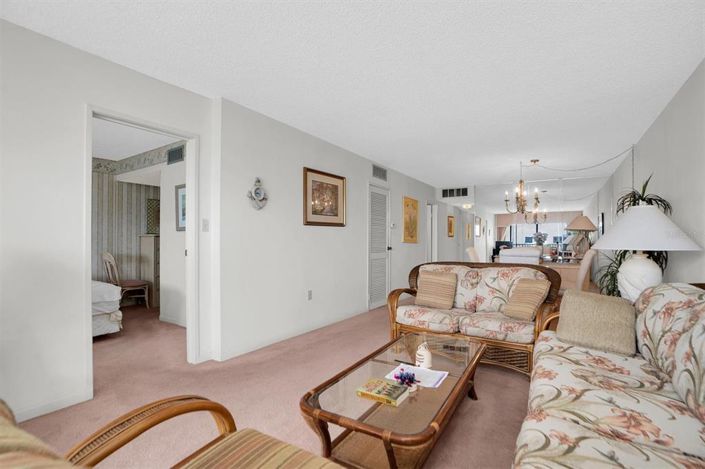 Image No.5-2 Bed Property for sale