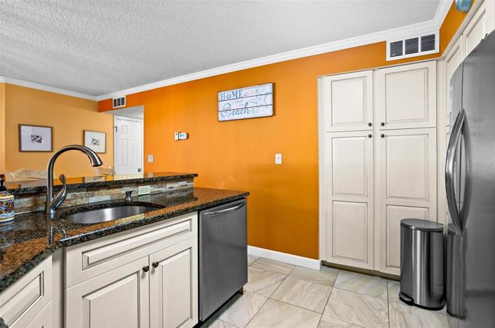 Image No.22-2 Bed Property for sale