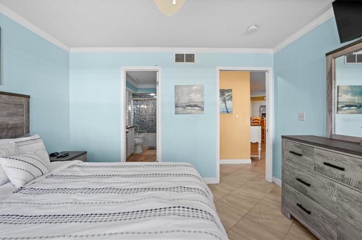 Image No.25-2 Bed Property for sale