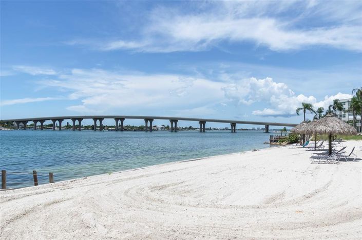 Image No.45-2 Bed Property for sale