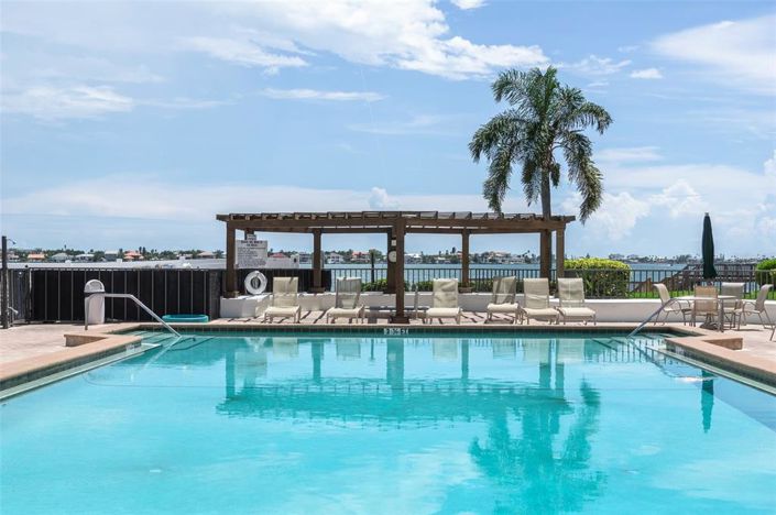 Image No.48-2 Bed Property for sale