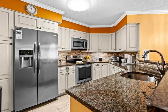 Image No.6-2 Bed Property for sale