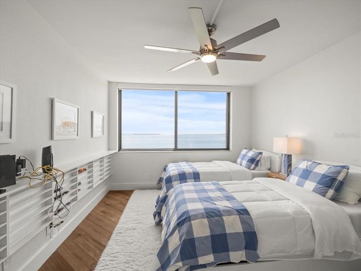 Image No.22-3 Bed Property for sale