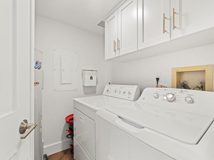 Image No.6-3 Bed Property for sale