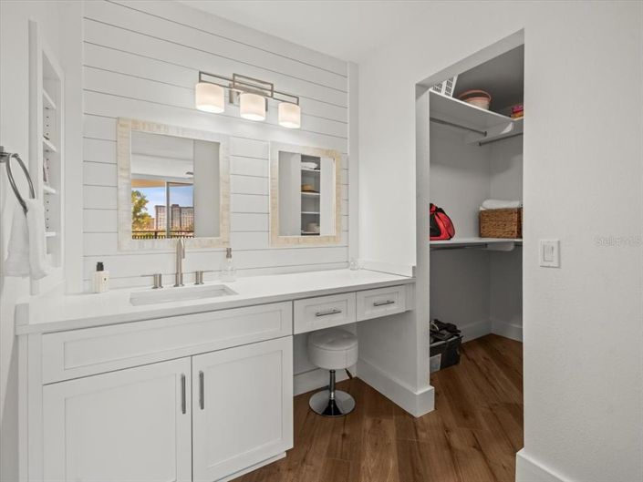 Image No.9-3 Bed Property for sale