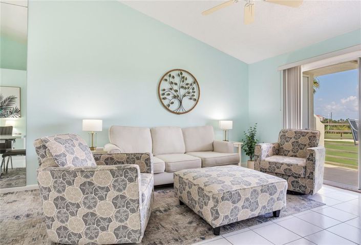 Image No.22-2 Bed Property for sale