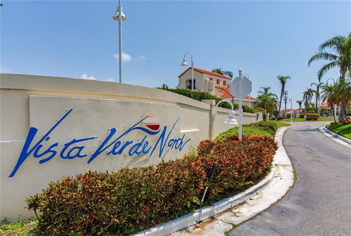 Image No.50-2 Bed Property for sale