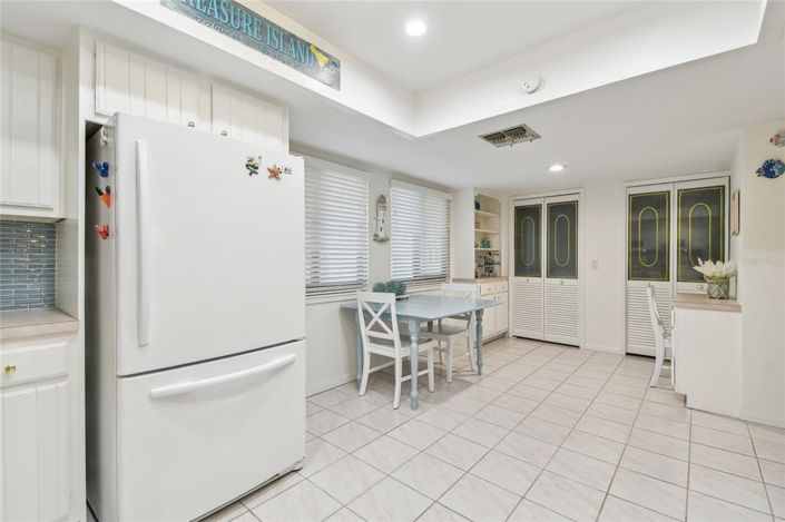 Image No.24-3 Bed Property for sale