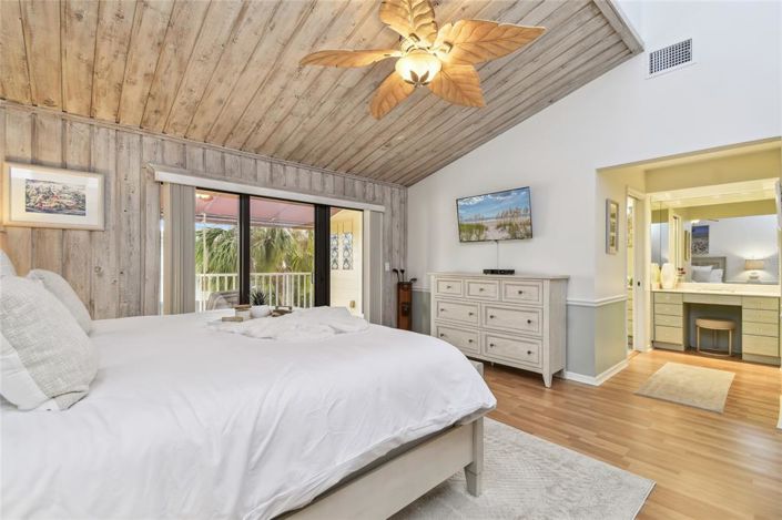 Image No.28-3 Bed Property for sale