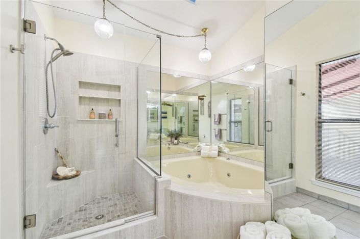 Image No.35-3 Bed Property for sale