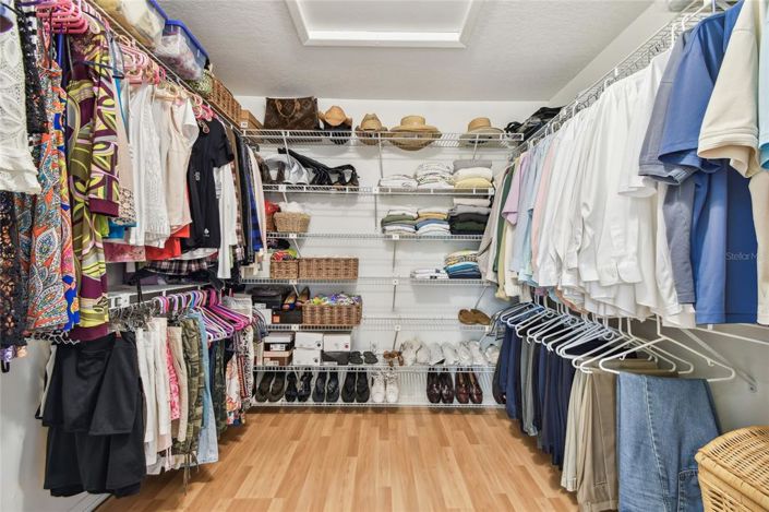 Image No.37-3 Bed Property for sale