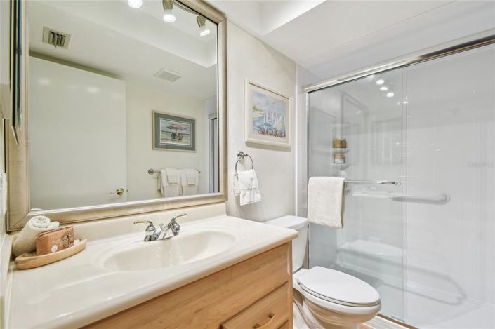 Image No.43-3 Bed Property for sale