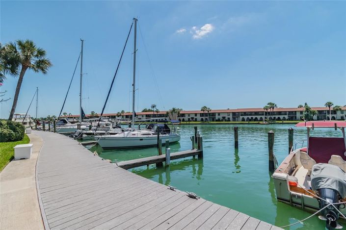 Image No.66-3 Bed Property for sale