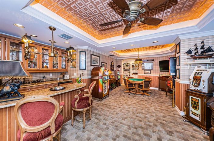 Image No.19-3 Bed Property for sale