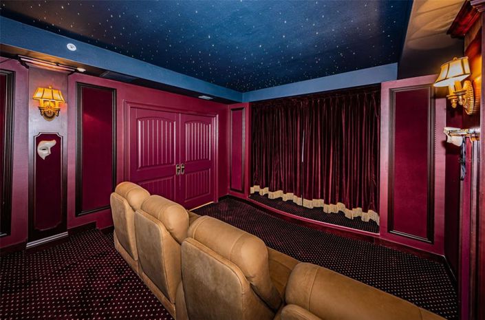 Image No.28-3 Bed Property for sale