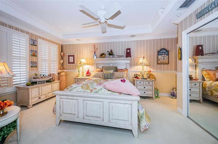 Image No.71-3 Bed Property for sale