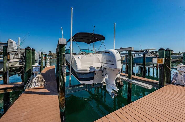 Image No.84-3 Bed Property for sale