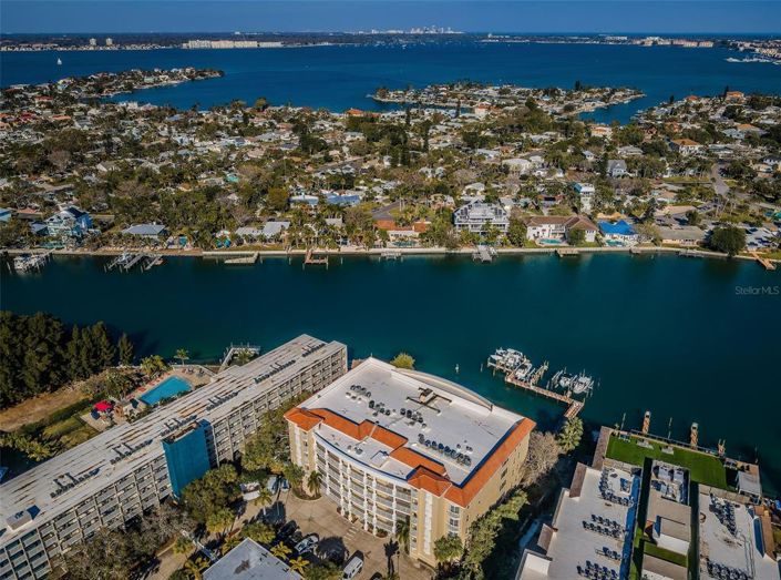 Image No.93-3 Bed Property for sale