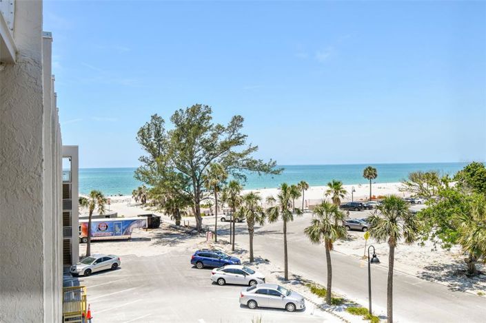 Image No.20-1 Bed Property for sale