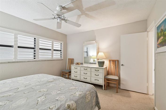 Image No.8-1 Bed Property for sale