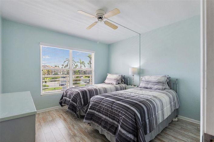 Image No.19-2 Bed Property for sale