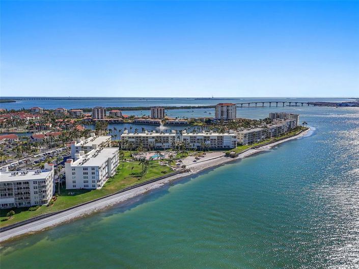 Image No.33-2 Bed Property for sale