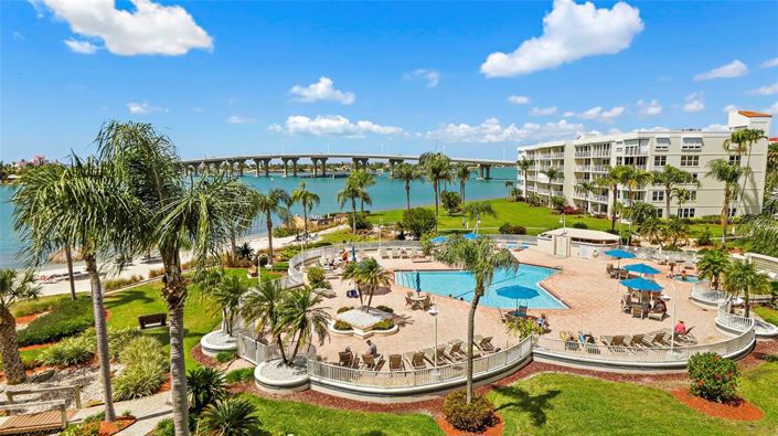 Image No.37-2 Bed Property for sale