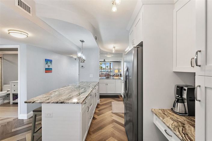 Image No.6-2 Bed Property for sale