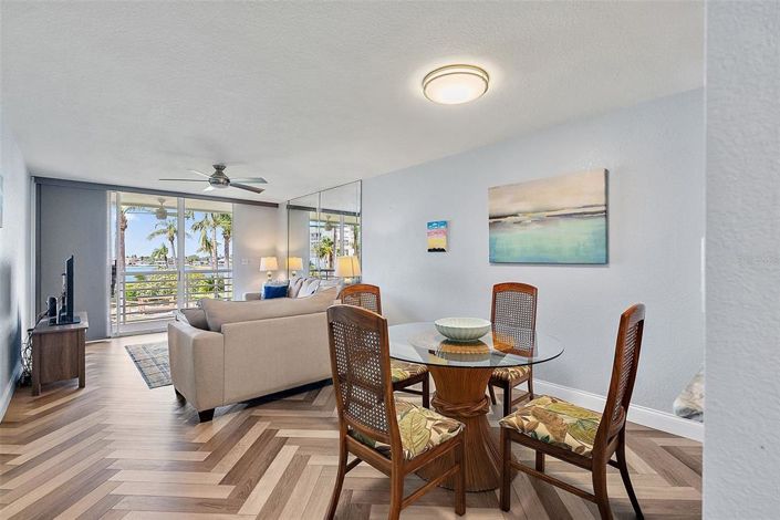 Image No.9-2 Bed Property for sale