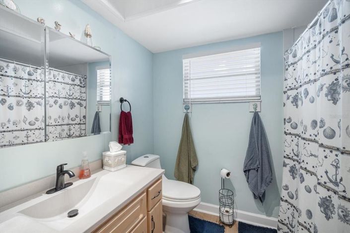 Image No.21-1 Bed Property for sale