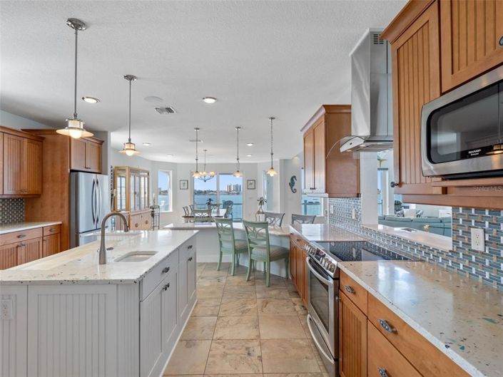 Image No.18-4 Bed Property for sale