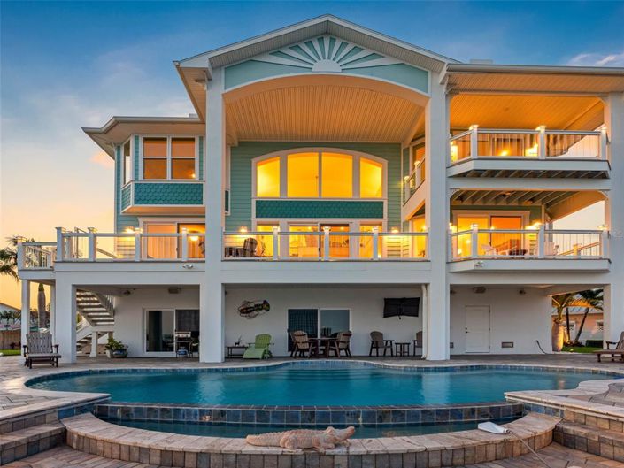 Image No.3-4 Bed Property for sale