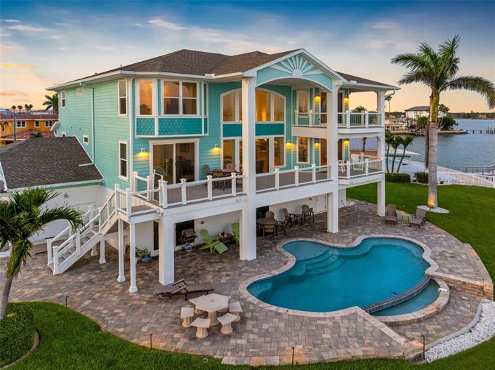 Image No.58-4 Bed Property for sale