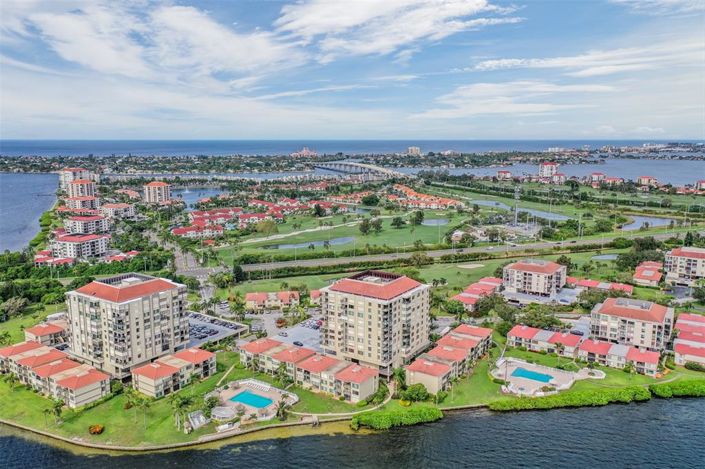 Image No.24-2 Bed Property for sale