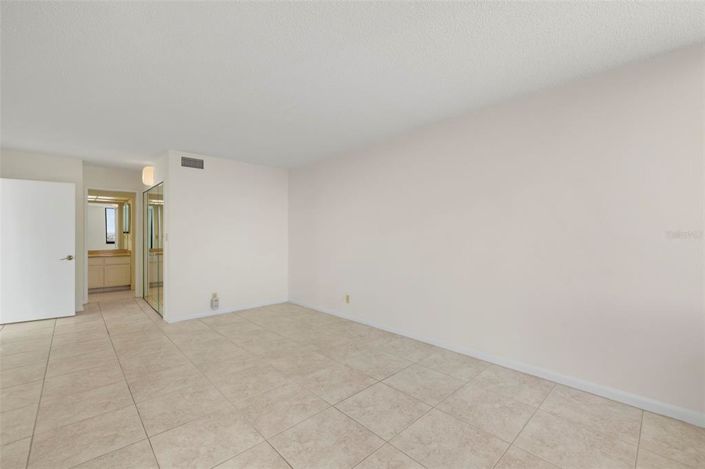 Image No.22-Propriété de 2 chambres à vendre à Floride