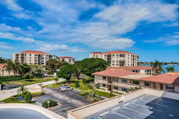 Image No.1-Propriété de 2 chambres à vendre à États-Unis