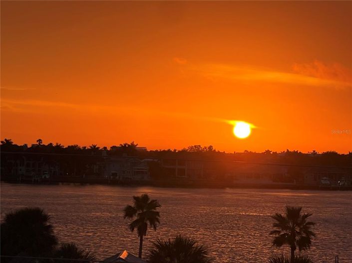 Image No.7-2 Bed Property for sale