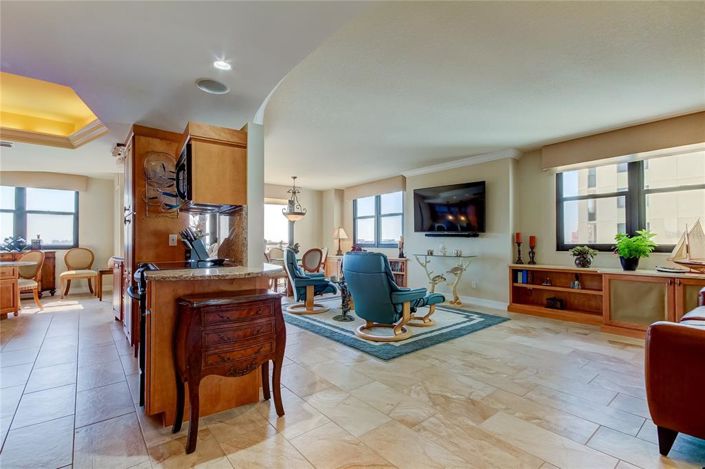 Image No.13-2 Bed Property for sale