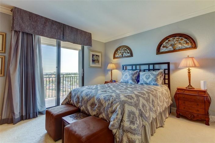 Image No.27-2 Bed Property for sale