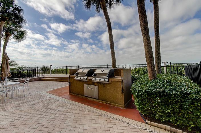 Image No.55-2 Bed Property for sale