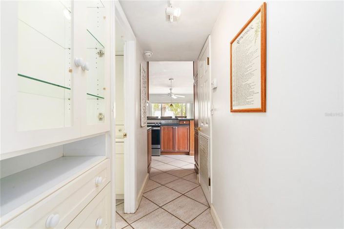 Image No.17-1 Bed Property for sale