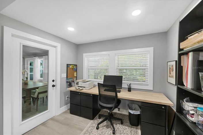 Image No.21-2 Bed Property for sale